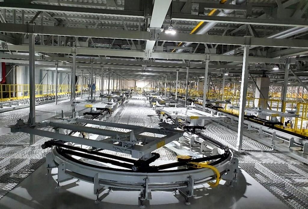 Automotive paint shop conveyor system installed, Cikarang Deltamas