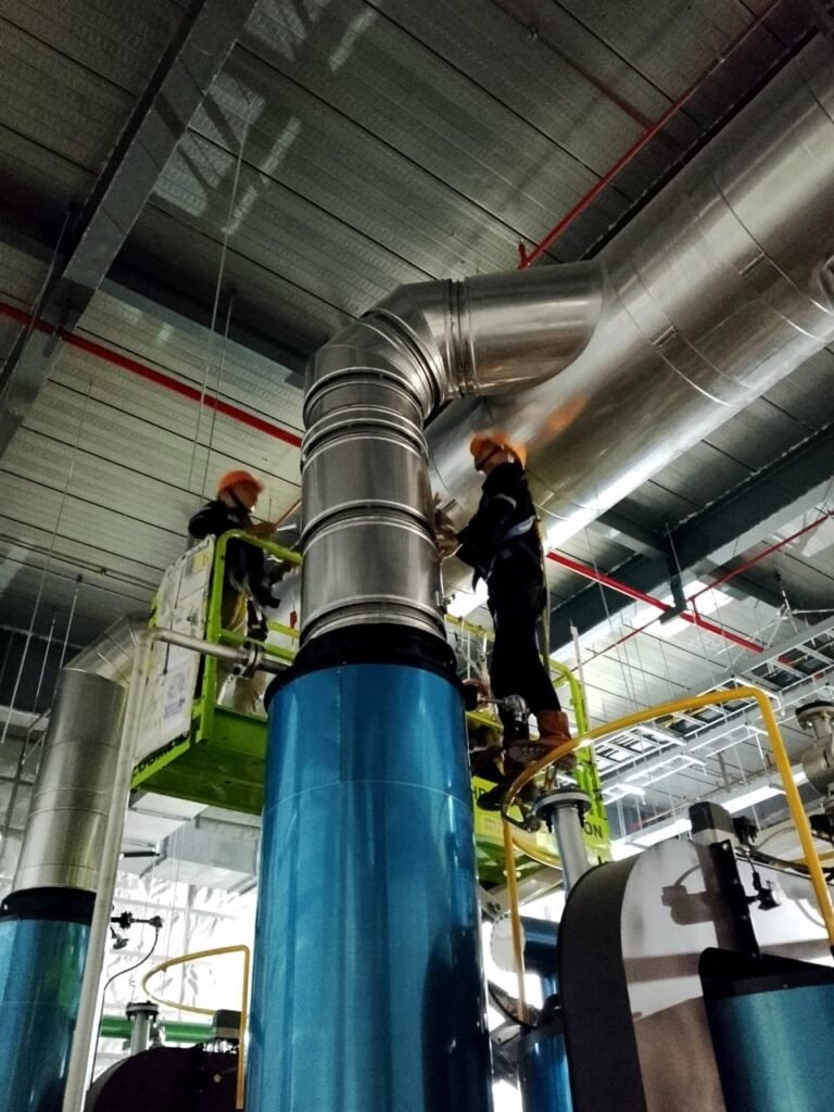 Flue elbow connection with aerial work platform, Surabaya